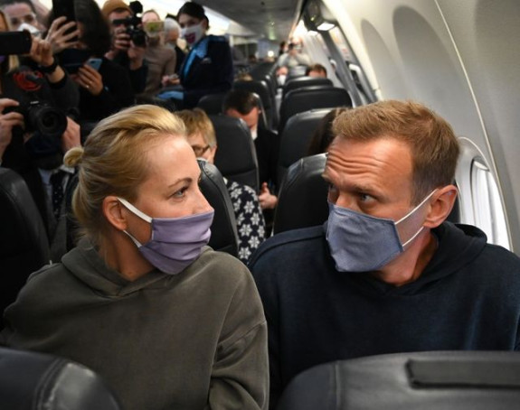 Ruski opozicionar Navalni u avionu na putu za Moskvu