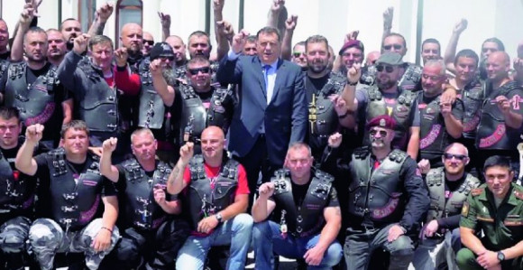 Dodik se obratio videom porukom "Noćnim vukovima"