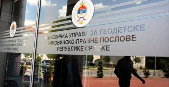 RUGIP 18 mil. KM troši na kupovinu kancelarija i auta