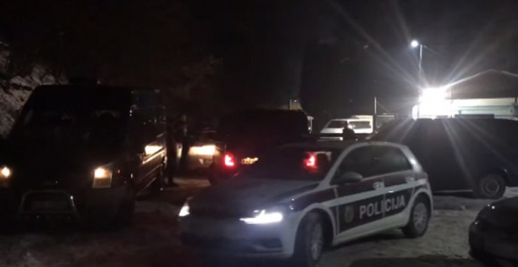 Oko 2.000 migranata učestvovalo u incidentu u Blažuju