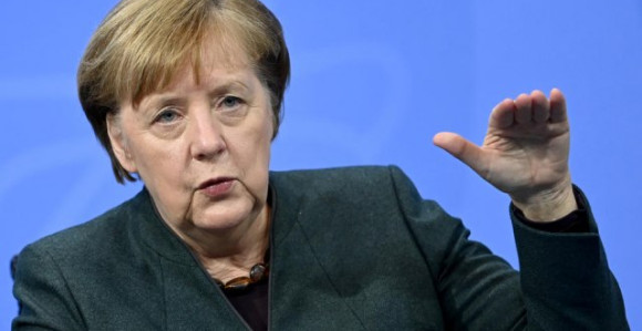 Merkel: Novi soj virusa predstavlja prijetnju