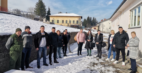 Protest roditelja i u OŠ u Štrbcima kod Rudog