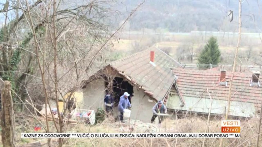 Stijena teška 7 tona se survala na kuću u Grdelici