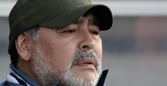 Ljekar falsifikovao Maradonin potpis, čeka ga robija?
