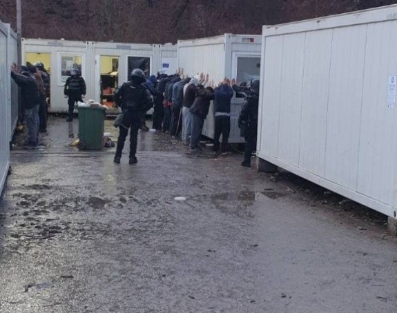 Блажуј: Седамнаест миграната биће протјерано из БиХ