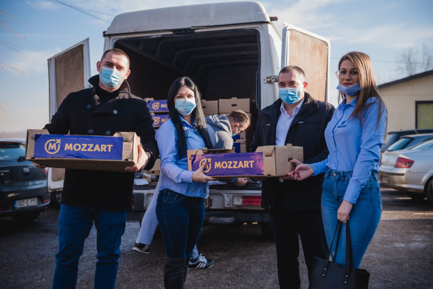 Mozzart nastavlja da pomaže zdravstvenim ustanovama – vitaminski paketi stigli u Modriču