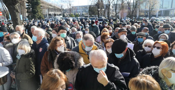 Velike gužve u Srbiji zbog interesovanja za vakcinaciju