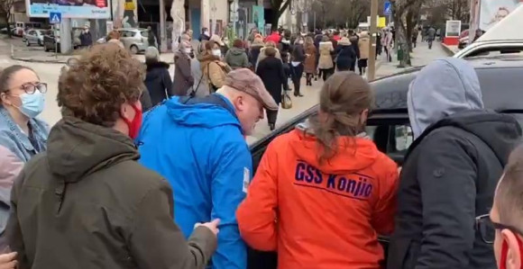 Neredi u Mostaru na protestima medicinara