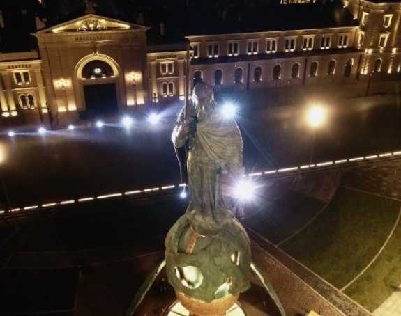 "Да није Стефана Немање, не бисмо се презивали на 'ић'"