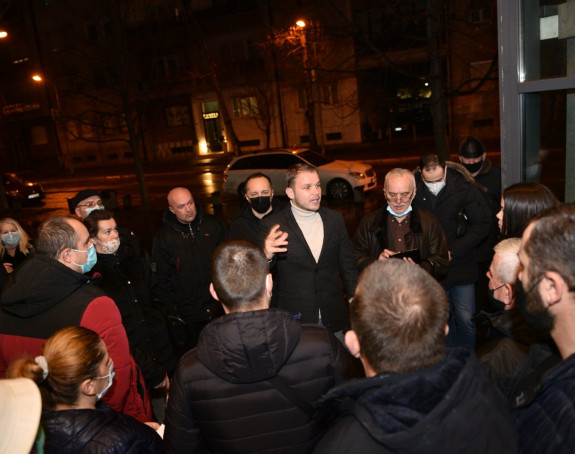 Veliki broj građana došao na razgovor sa Stanivukovićem