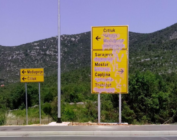 Od Neuma, Mostara sve do Širokog i Posušja bez ćirilice