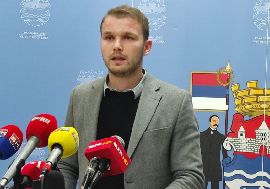 Stanivuković u podne o zatečenom kriminalu u upravi