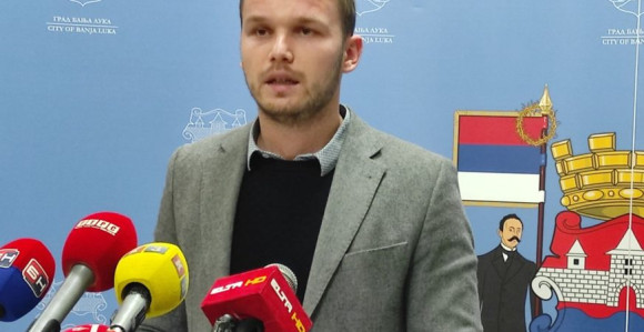 Stanivuković u podne o zatečenom kriminalu u upravi