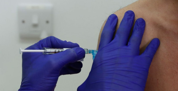 Kongresmen se revakcinisao i dobio kovid