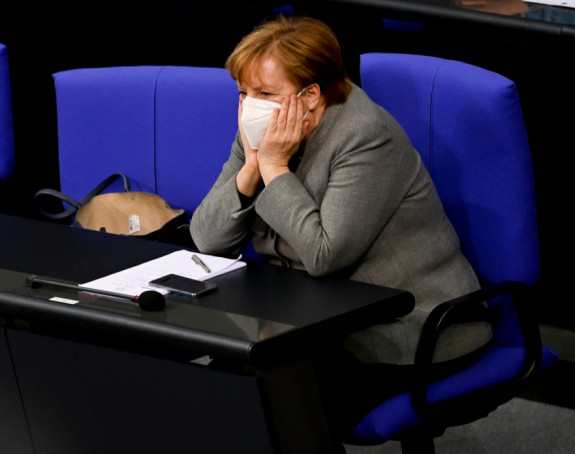 Građani se aplauzom oprostili od Angele Merkel