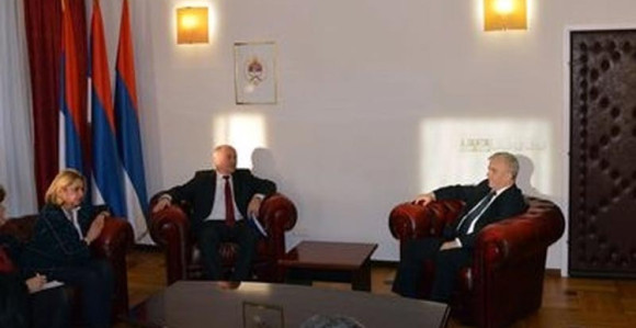 Инцко дао нови ултиматум НС Републике Српске, одговорио и Чубриловић