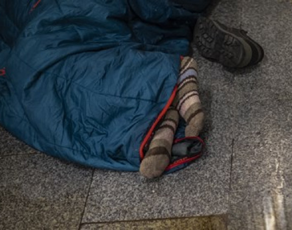 Beskućnik pronađen mrtav, na računu imao 100.000 evra