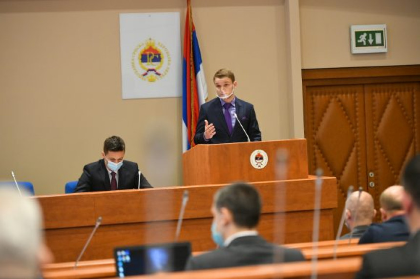 Dodik mijenja zakon zbog gradonačelnika koji mu nisu po volji