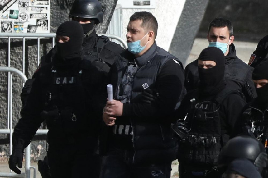 Oružje i drogu krili ispod tribina na stadionu Partizana