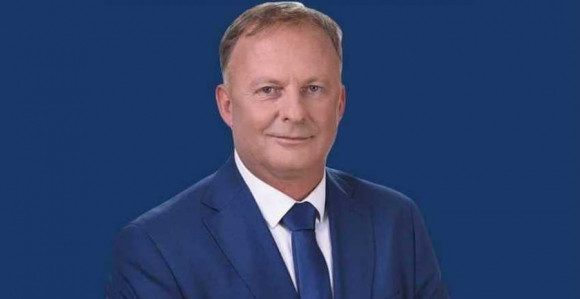 IZBAČEN IZ SDS-a jer je od Dodika tražio “Puteve RS”