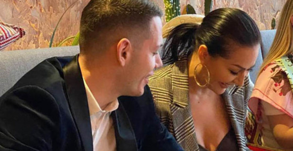 Ceca objavila prvu sliku sa dečkom na Instagramu!