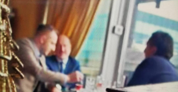 Prvo zakletva "kumu" pa onda u Parlamentu Srpske?!