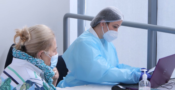 Britanski soj virusa korona u BiH donio mladi turista