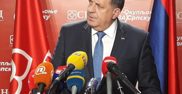 Dodik prvo na groblju a potom u SNSD i SDS Mićo Mićić
