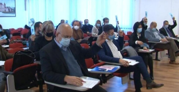 Не желимо бити саучесници борбе за фотеље!