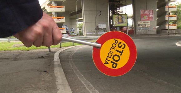Nema položen vozački ispit, a ima 37.850 KM kazni