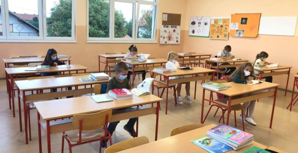 Iz ministarstva ponovili: Nema produžavanja časova