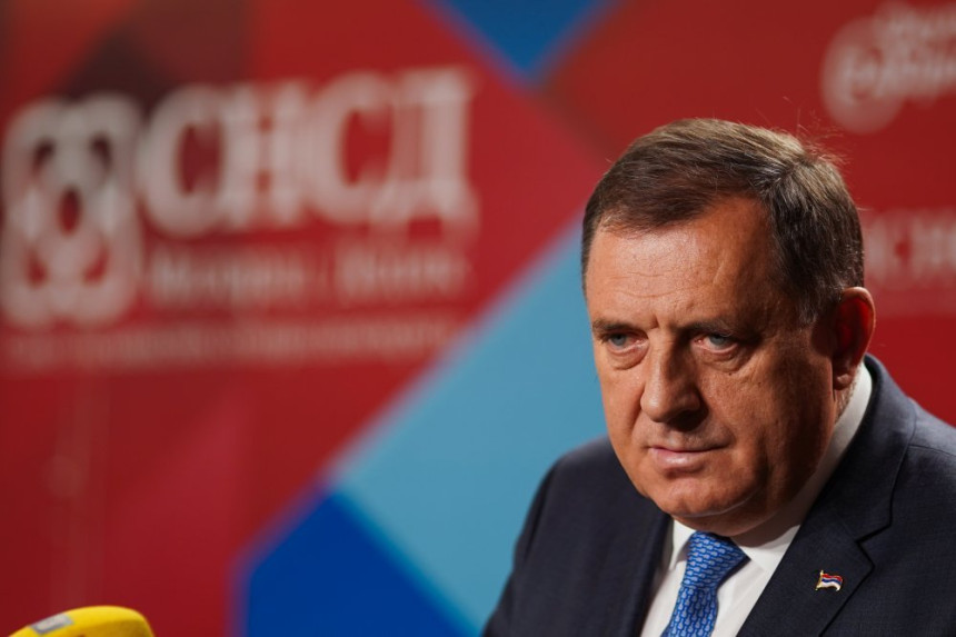 Dodik najavio mogućnost blokade izbora 2022.