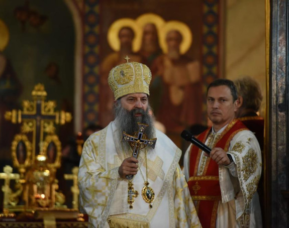 Majka se prekrstila i zahvalila Bogu na milosti