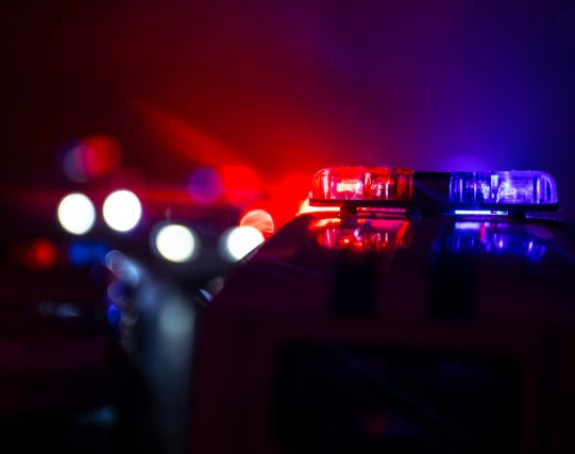 Врање:  Мушкарац упуцао дјевојку усред града