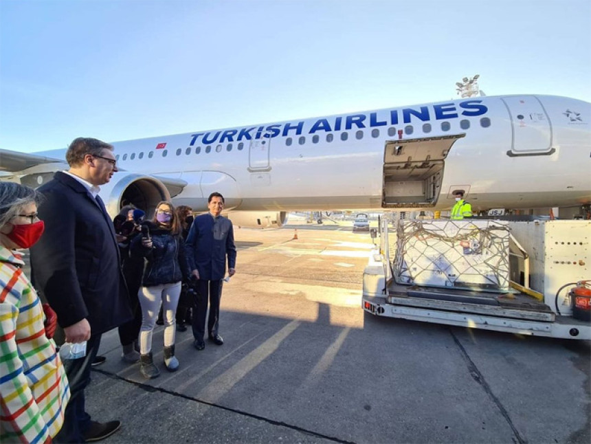 U Srbiju dopremljena i vakcina kompanije AstraZeneka