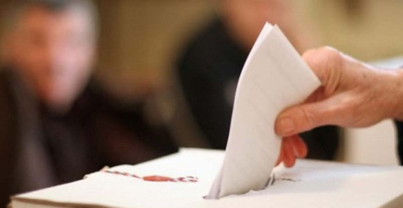 Otvorena biračka mjesta u Doboju i Srebrenici