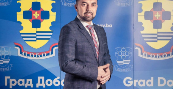 Kako je Jerinić za tri mjeseca izgubio 15.000 glasova?!