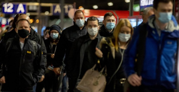 Možda ćemo morati da nosimo maske i sledeće zime