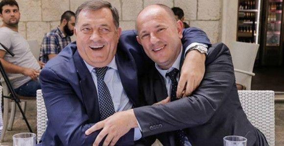 "Niko vam ne smije dati pravo da uništite ERS i RS"