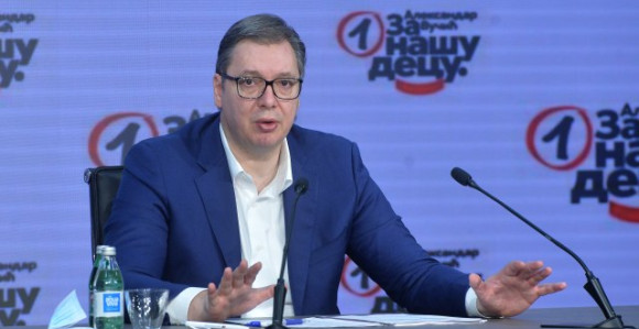 Srbiji slijedi težak period zbog Kosmeta i Srpske