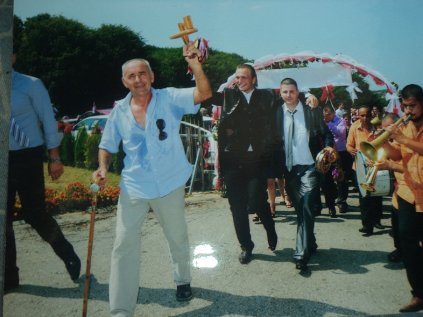 Zbog korone bez posla ostao i srbački "ČAJO"