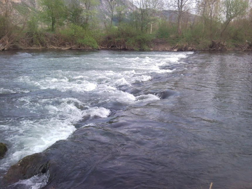 Пронађено тијело дјевојке која се утопила у Нишави