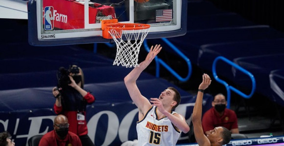 Jokić perfektan, Denver deklasirao Oklahomu