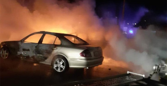 Vatra progutala 7 vozila, šteta veća od 100.000 KM