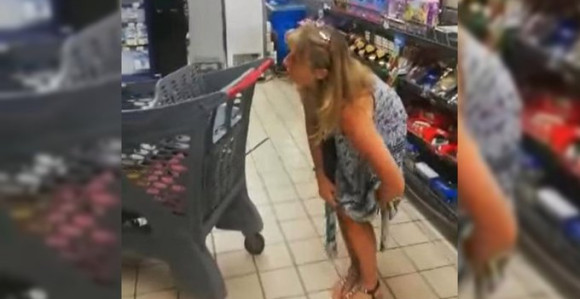 Kad tanga gaće zamijene masku u supermarketu! (VIDEO)