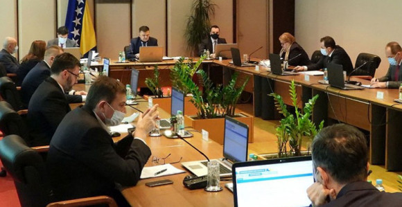 БиХ потписала спорни уговор за набавку вакцина путем ЦОВАX-а