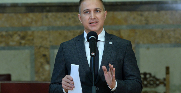 Ко је сарађивао са мафијом из врха државе иде у затвор!