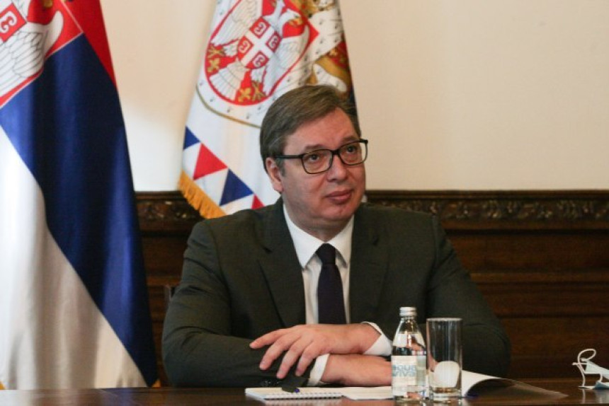 Vučić: Moraćemo svake godine da se vakcinišemo