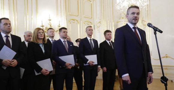 Vlasti u problemu, ministar zdravstva podnosi ostavku