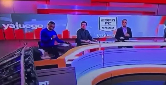 Zid se usred emisije srušio na novinara (VIDEO)